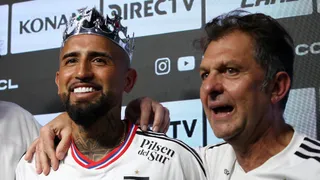 “Colo Colo es uno de los juguetes de Mosa”: Leonardo Véliz criticó el fichaje de Vidal y habló de circo, vergüenza y fracaso