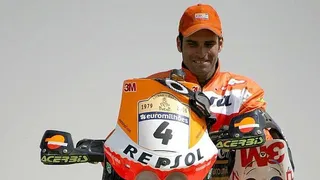 Recordamos a los grandes zurdos del deporte chileno en su día