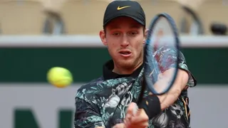 Nicolás Jarry mantuvo su racha en Bastad y también avanzó a cuartos en dobles