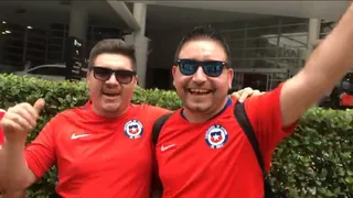 Hinchas chilenos llegaron a apoyar a la Roja antes del debut en la Copa América frente a Japón
