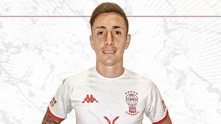 Huracán oficializó el arribo de Rodrigo Echeverría desde Everton