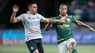 Alexander Aravena dijo presente en el último duelo con Gremio antes de viajar a jugar por La Roja