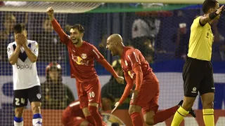 Bragantino rescató un empate de visita ante Vélez y lidera el Grupo C de la Copa Libertadores