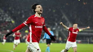 AZ Alkmaar superó a la Roma en un duelo muy estrecho y táctico