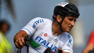 Ex piloto de Fórmula 1 Alessandro Zanardi sufrió grave accidente durante una exhibición