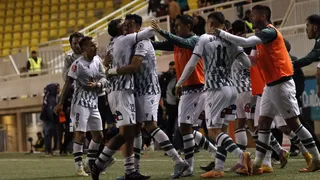 Santiago Wanderers batió a Barnechea y alcanzó a Cobreloa en la cima del Ascenso