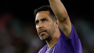 Betis de Bravo y Pellegrini batió a Rayo Vallecano y quedó cerca de asegurar un cupo internacional