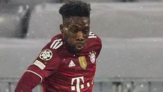 Alphonso Davies será baja debido a inflamación del miocardio tras contraer coronavirus