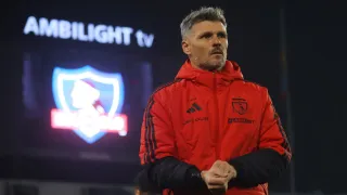Ortiz sorprende en Colo Colo: firma una marca inédita con los jugadores juveniles