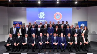 Acuerdo entre Conmebol y UEFA busca que árbitros europeos dirijan en Copa Libertadores