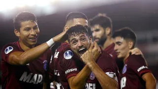 Lanús revirtió la serie ante Bolívar con goleada y avanzó en Copa Sudamericana