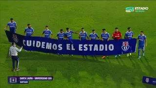 “Cuidemos el estadio”: El lienzo que desplegó la U antes del duelo con Curicó en Santa Laura