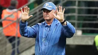 Mayne-Nicholls: Scolari demostró interés por venir y quedó de darnos una respuesta el domingo