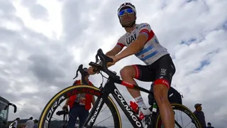 Ciclista argentino Maximiliano Richeze dio positivo por coronavirus