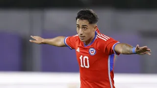 El golazo de Lucas Assadi para la victoria de Chile sobre Paraguay en el Preolímpico