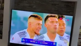 De Esteban Paredes a Arturo Vidal: El festejo de los futbolistas tras el triunfo de Colo Colo ante la U