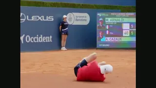 La durísima lesión que sufrió el francés Arthur Cazaux en su debut en el ATP de Barcelona