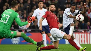 Sterling comandó amplia goleada de Inglaterra sobre República Checa