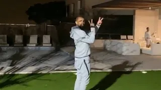 Arturo Vidal se lució jugando baloncesto durante su cuarentena por el coronavirus