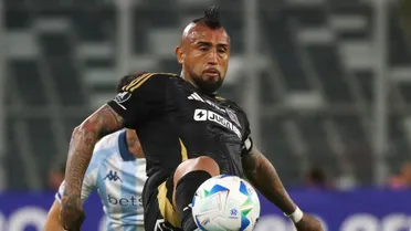 “Me dejó enfermo”: Vidal reveló su gran dolor de cabeza en el Colo Colo vs Racing