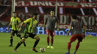Pablo Hernández aportó un gol en la victoria de Independiente sobre Aldosivi