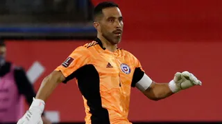 Roberto Rojas: Cuesta entender que Berizzo no llamara a Bravo y sí a Alexis