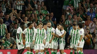 Betis de Pellegrini y Bravo volvió a celebrar con sólido triunfo ante Valencia