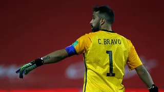 Claudio Bravo y un eventual retiro de la Roja: El adiós lo tengo en mi cabeza durante mucho tiempo
