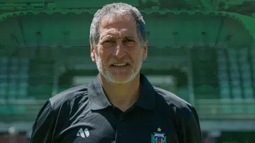 ¿Tiempo de decisiones? Deportes Temuco analiza el futuro de Mario Salas tras pésima campaña