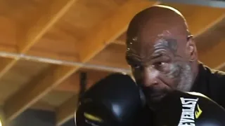 Regreso al boxeo de Mike Tyson se postergó para noviembre