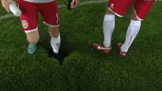 El misterioso cráter que apareció en medio del partido entre Dinamarca y Austria