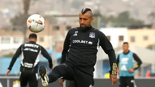 Colo Colo genera locura en Lima y no puede cumplir íntegramente su práctica