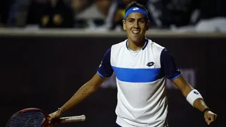 ¡Triunfazo! Alejandro Tabilo venció a Elias Ymer y empató la serie copera ante Suecia