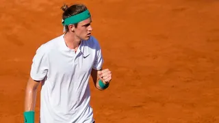 Nicolás Jarry avanzó a segunda ronda en Kitzbühel con esforzado triunfo sobre Carballés