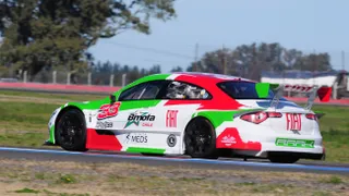 Benjamín Hites partirá desde la décima posición en el Top Race Series