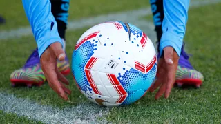 Duelo entre Santiago Wanderers y Deportes Iquique fue suspendido en el inicio de la Primera B