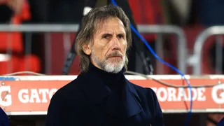 ¿Cuál es el sueldo de Ricardo Gareca en Chile? El alto costo del DT que tiene a La Roja fuera del Mundial