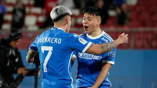 U de Chile quiere retenerlo, pero él no está convencido: el caso que inquieta a los azules