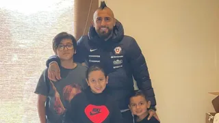 Arturo Vidal junto a su familia: Cargamos batería para lograr nuestros sueños