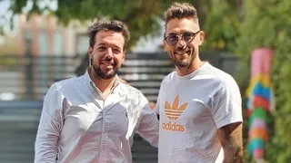 Joaquín Larrivey inició el viaje para sumarse a su nuevo club en Italia