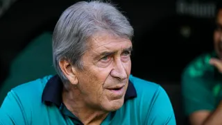 Manuel Pellegrini, imparable: goleada, tercero y encima del Real Madrid