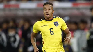 Byron Castillo salió lesionado en amistoso de Ecuador ante Irak a días del inicio del Mundial