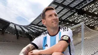 Messi presentó los zapatos dorados que usará en Qatar 2022
