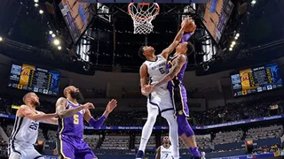 Los Grizzlies le dieron otro golpe a los alicaídos Lakers