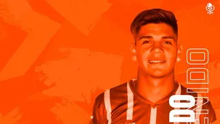 Cobresal anunció el fichaje de promisorio volante argentino