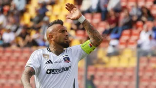 El Arturo Vidal que no viste: explota contra periodista y las redes enloquecen