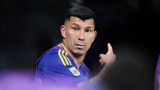 Gary Medel le hizo ver a Fernando Gago su molestia por no ser considerado en Boca