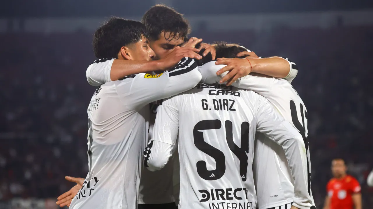 Gedeón Díaz firma su primer contrato profesional con Colo Colo hasta 2030 / © Photosport