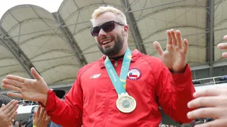 ¿De qué equipo es? Lucas Nervi también fue homenajeado por Colo Colo