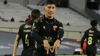 En Argentina aseguraron que la U hizo millonaria oferta por volante de Colón de Santa Fe